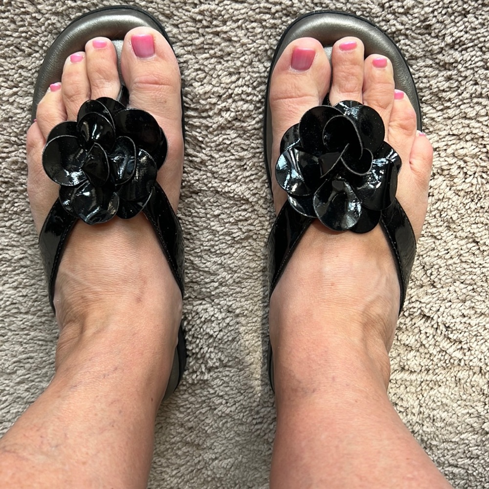 Life Stride Sandals